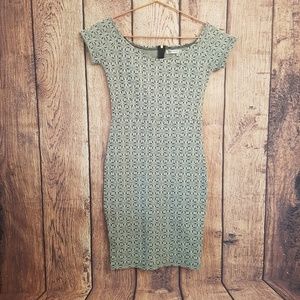 NWOT Paper scissors dress black white size 10